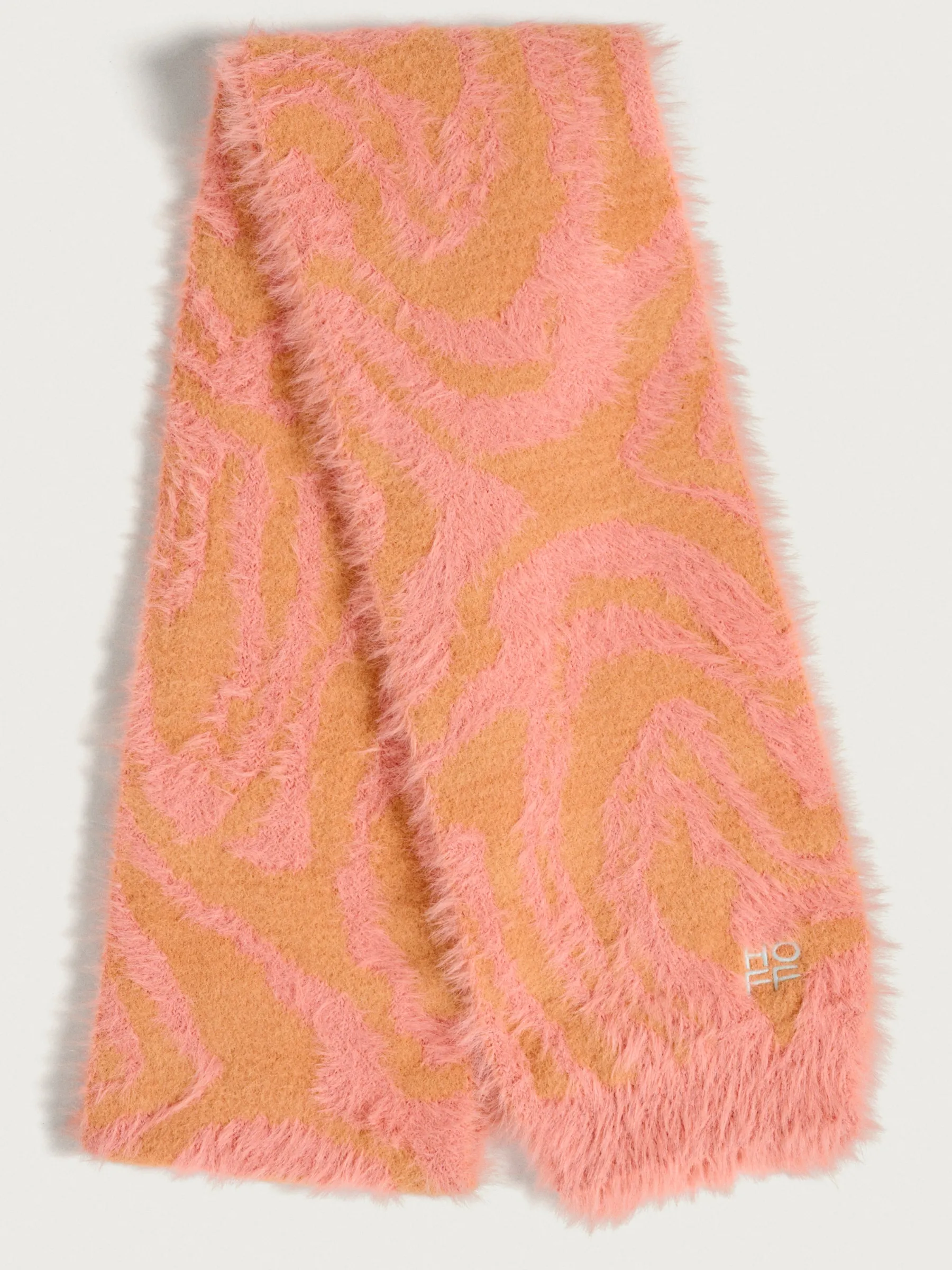 Scarves<HOFF GRAND CENTRAL