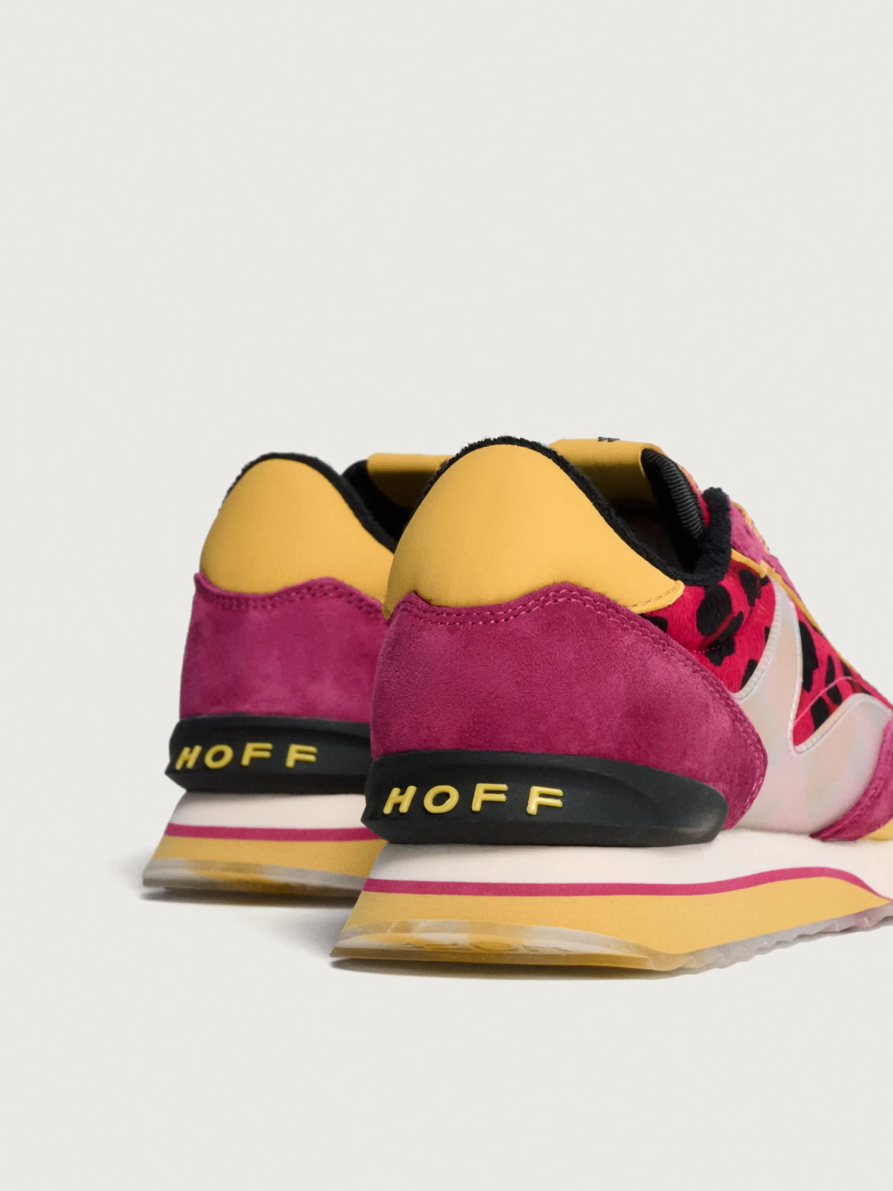 Art<HOFF ROZE DAME